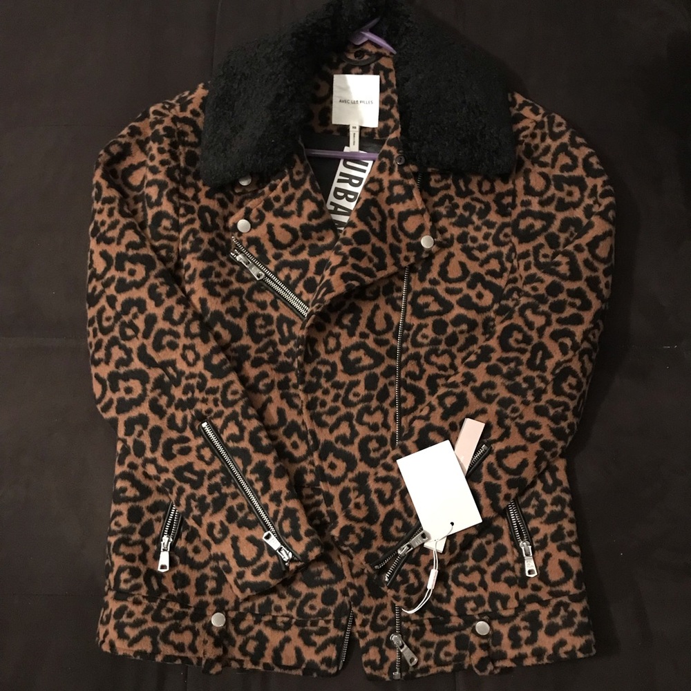 SOLD‼️Avec Les Filles leopard print wool jacket - Picture 2 of 3